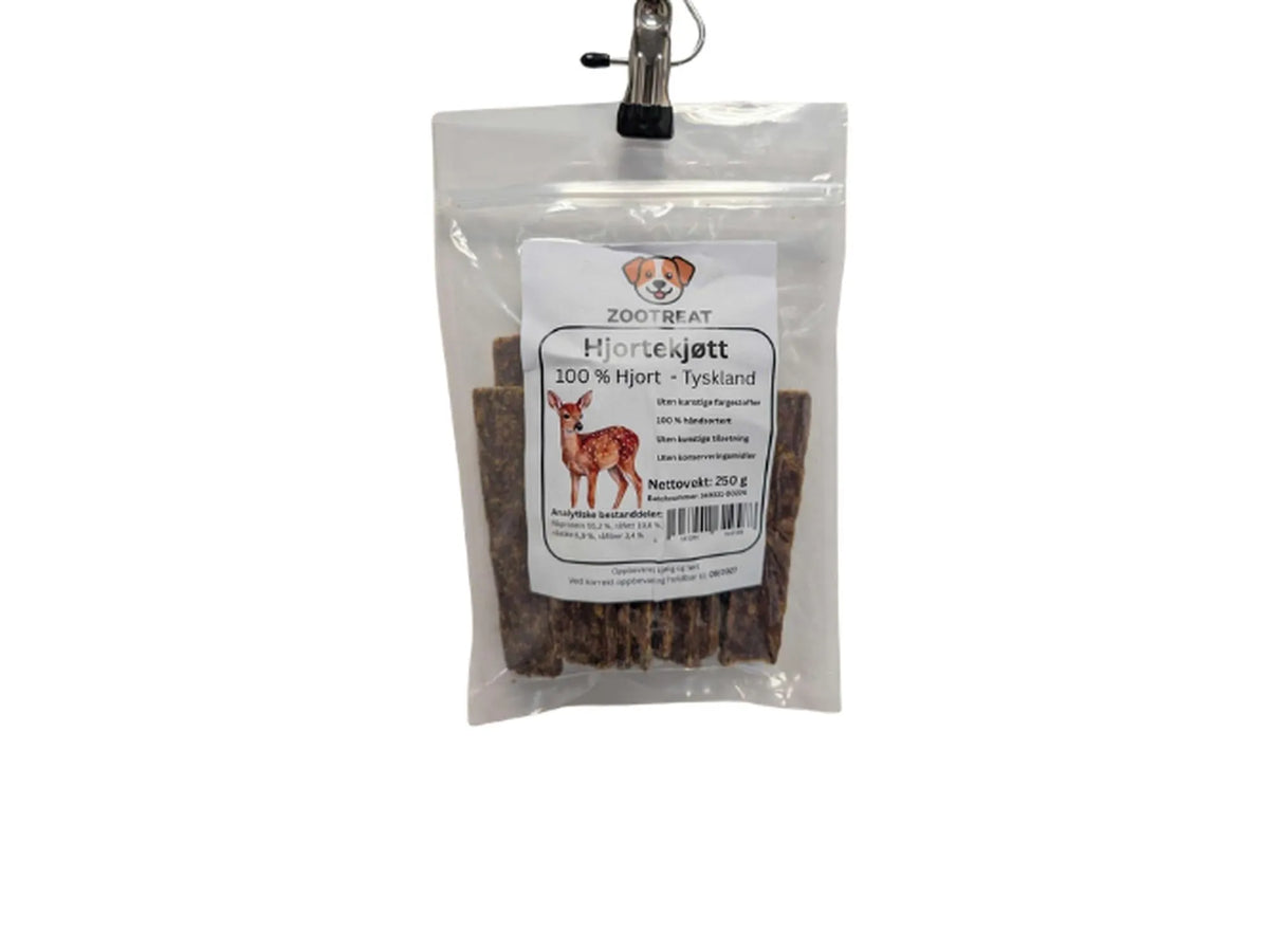 Zootreat hjortekjøtt strimler til hund i en klar pose, med en etikett som viser en hjort og produktinfo.