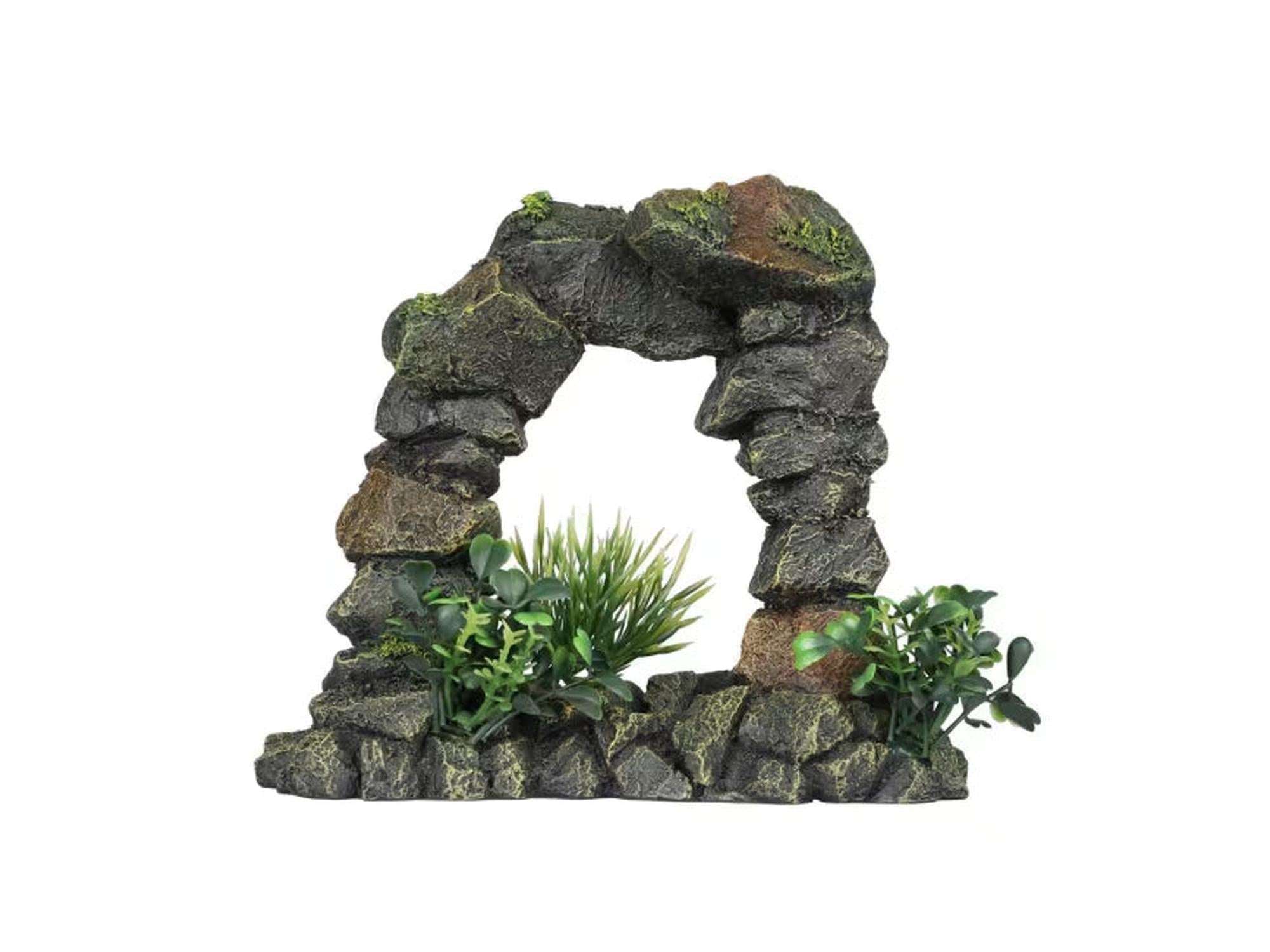 Mørkegrå steinbue akvariedekorasjon med grønn mose og kunstige planter, 19x8x16 cm.