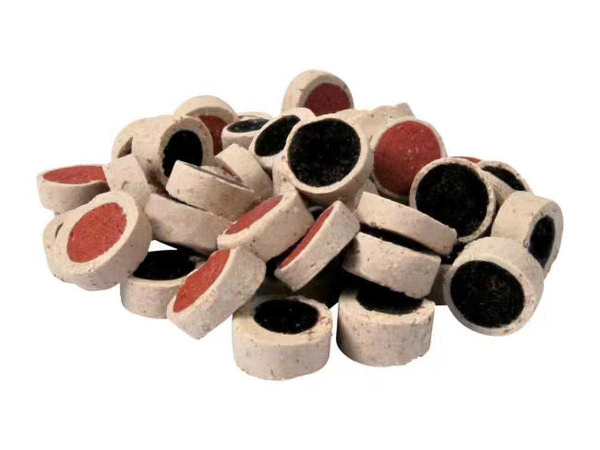 Baffos M oksekjøtt og innmat hundesnacks; myke, runde biter med lys kant og rød/svart fyll.