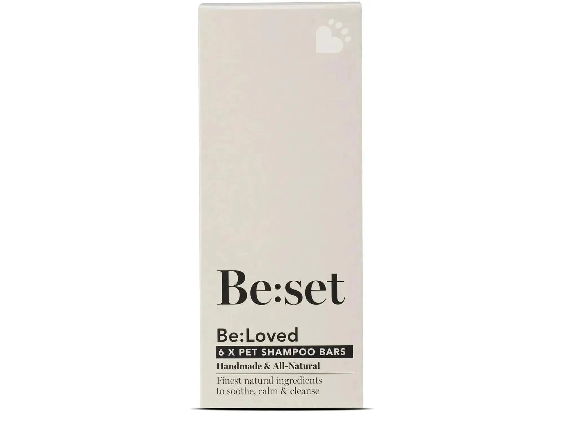 Be:Set Be:Loved 6x naturlige hundesjampobarer i en hvit, rektangulær eske med svart tekst.