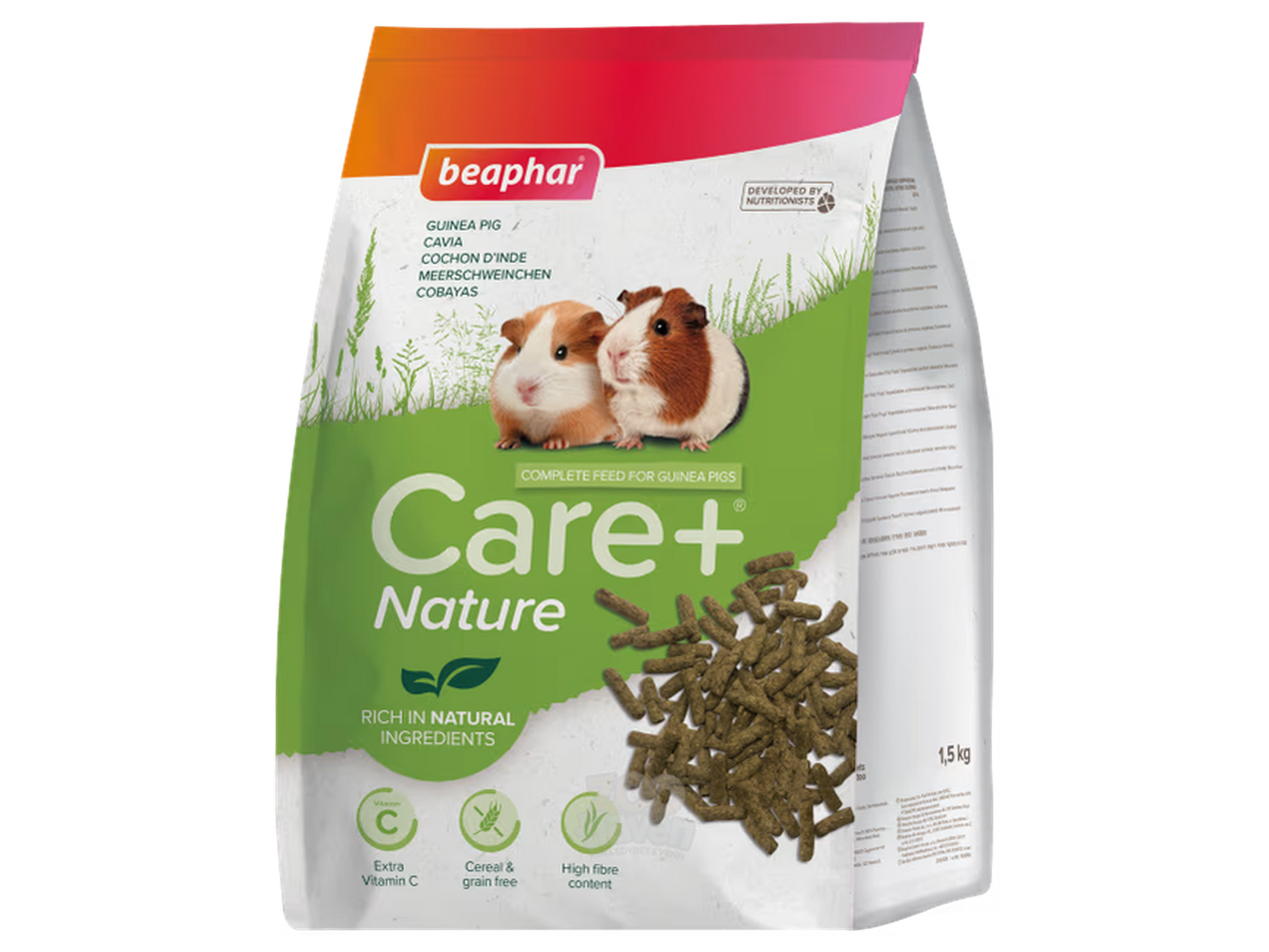 Beaphar CARE+ Nature Marsvinfôr 1,5 kg pose med to marsvin og fôrpellets.