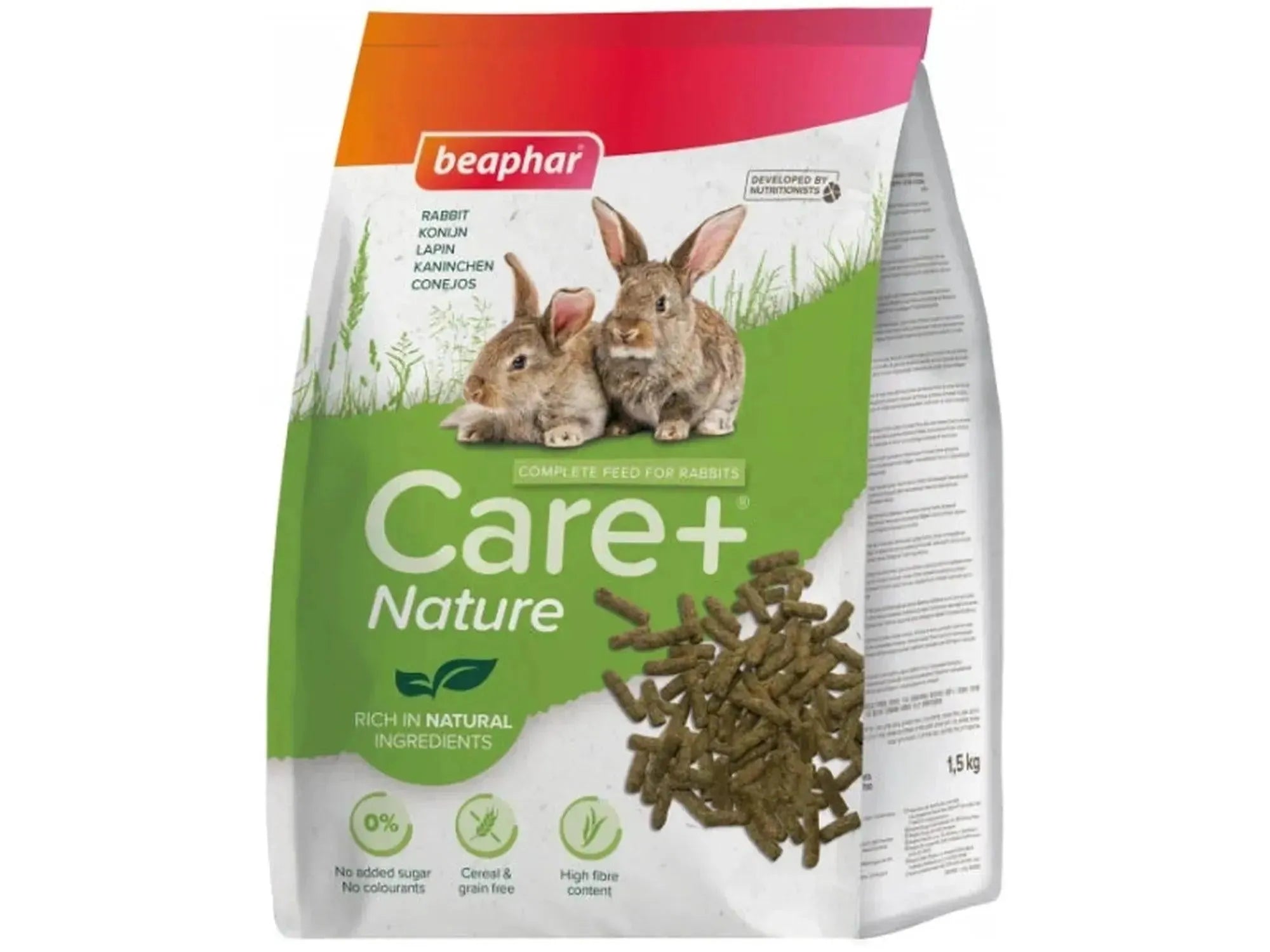 Beaphar Care+ Nature Premium Kanin 1,5 kg fôrpose med to kaniner og pellets på grønn og rød bakgrunn.