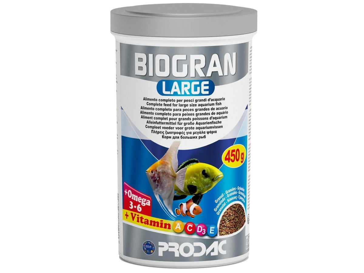 Biogran Large Granules 450g fiskefôr i hvit beholder med fargerike ciklider og vitamininformasjon.
