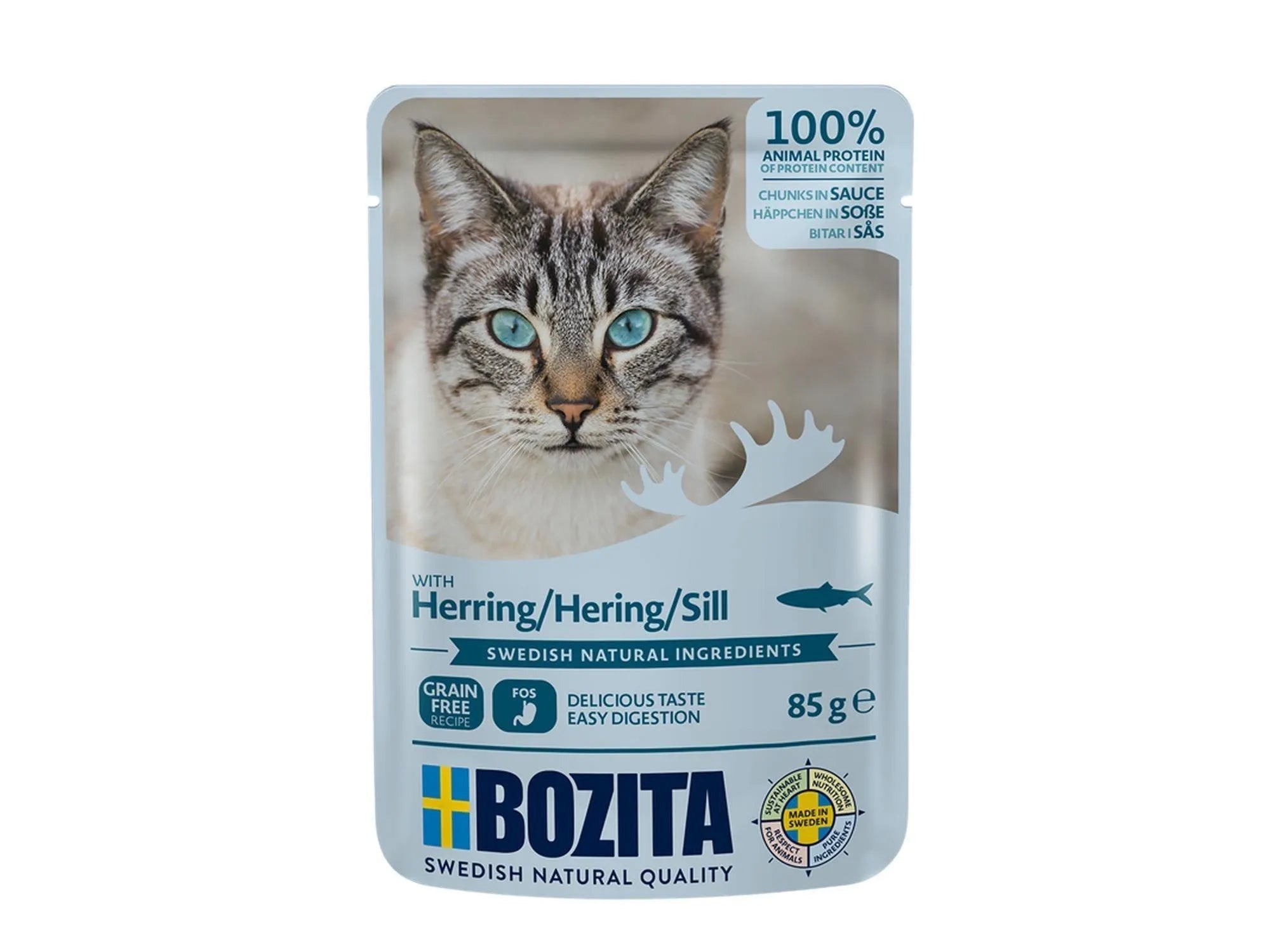 Bozita Herring Chunks in Sauce våtfôr for katt, 85g pose med bilde av en gråstripet katt.