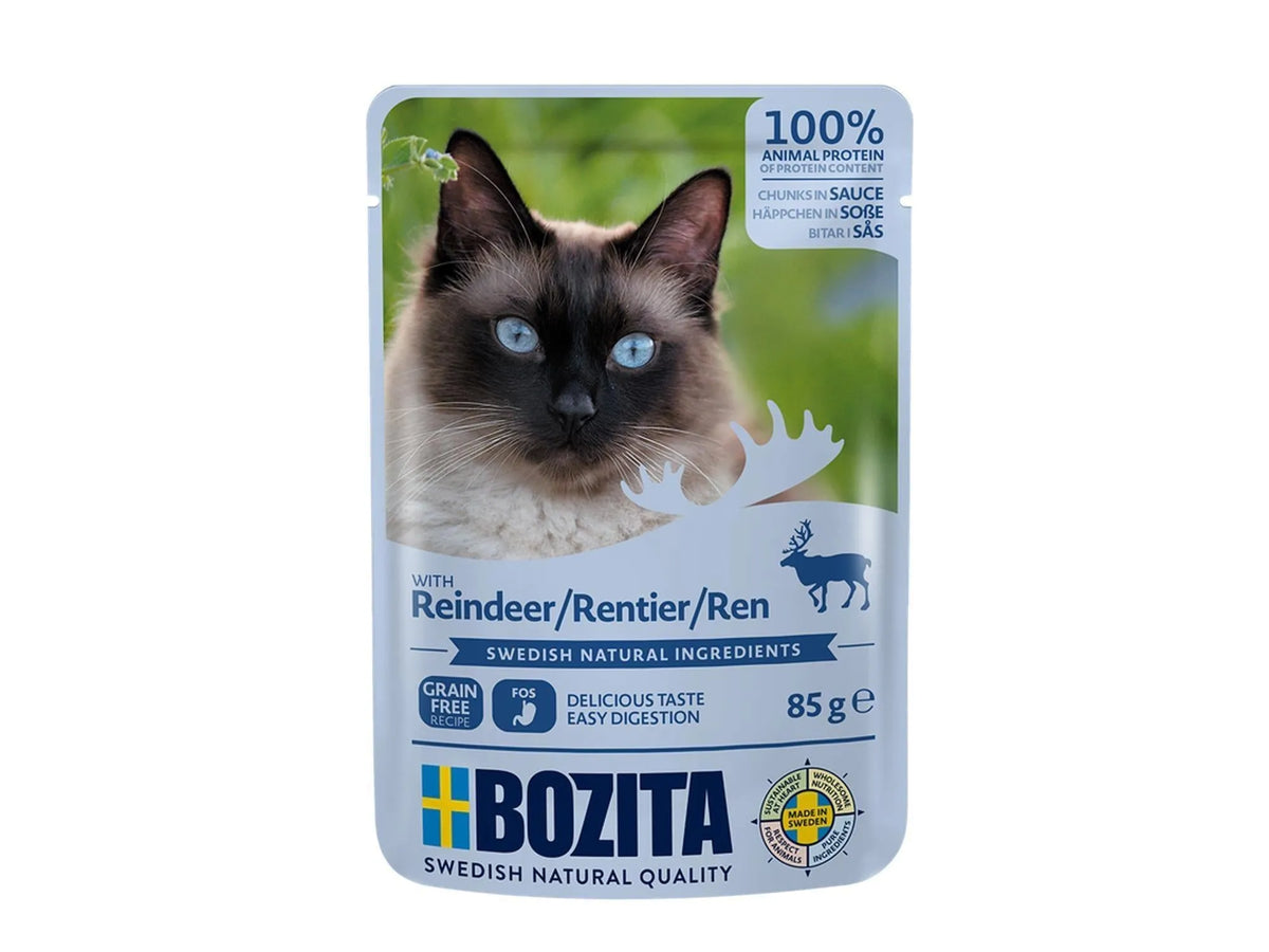 Bozita Reindeer Chunks in Sauce våtfôr 85gr, blå og hvit pose med siameser katt og reinsdyr.