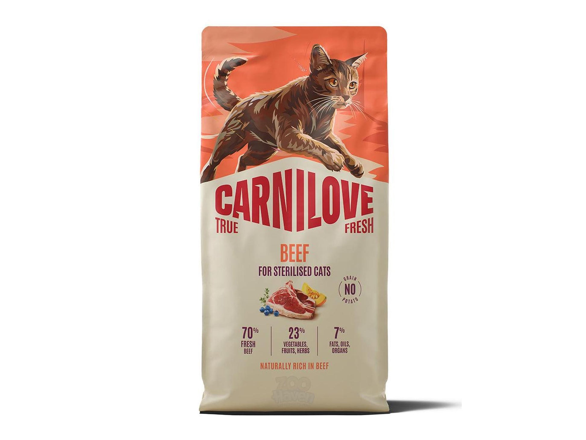 Carnilove True Fresh Beef for Sterilised Cats tørrfôr i en hvit og oransje pose med kattemotiv.