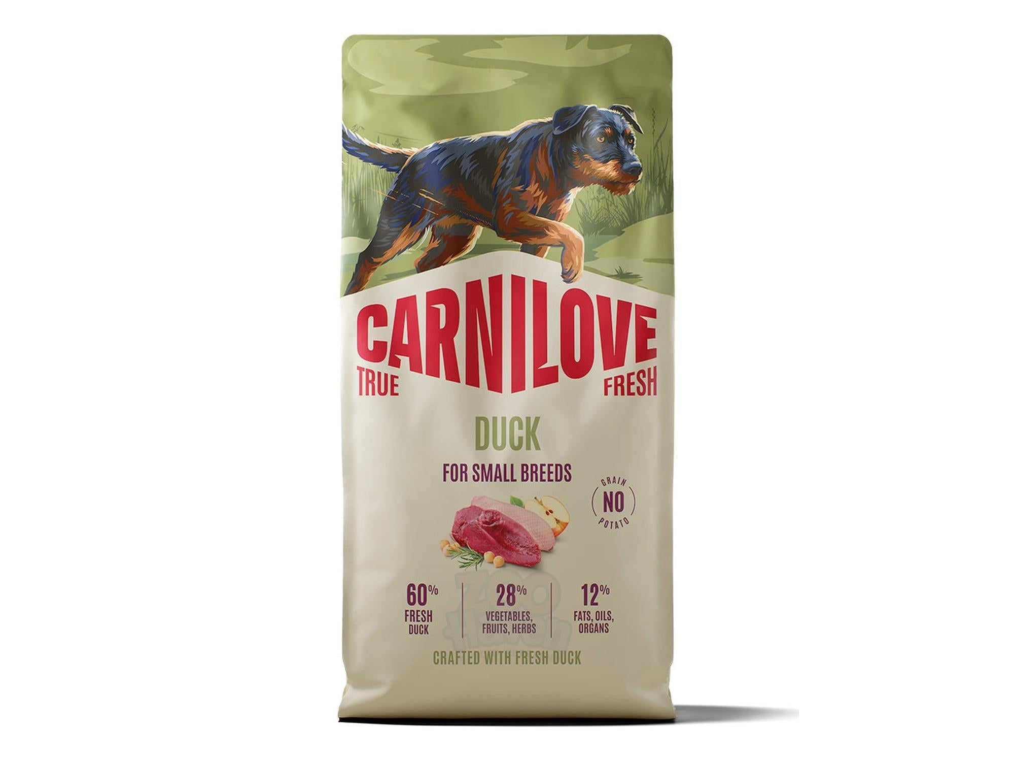 Carnilove True Fresh Duck hundefôr for små raser, hvit pose med and og grønnsaker.