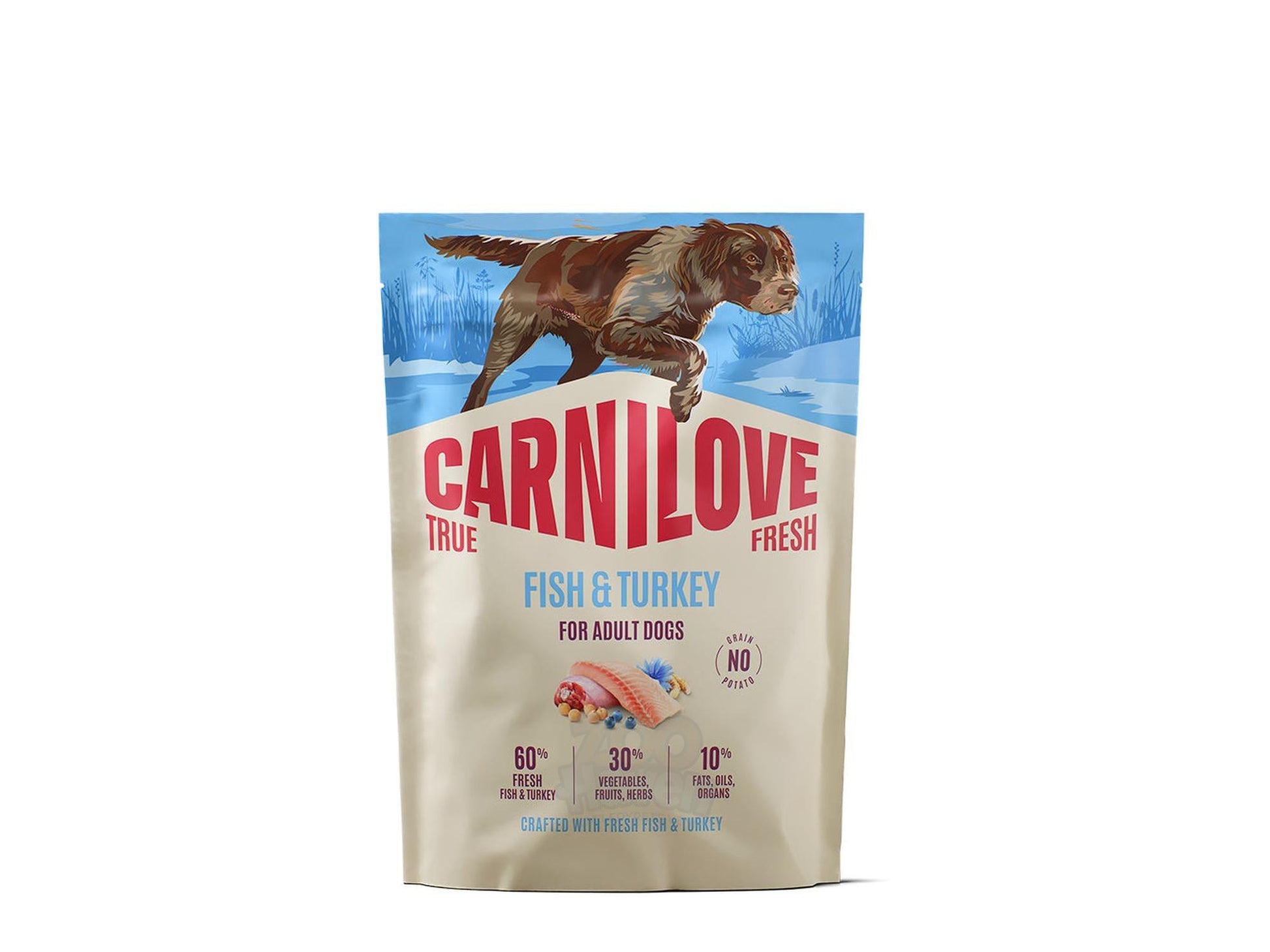 Carnilove True Fresh Fish & Turkey hundefôr i beige pose med brun hund og ingrediensbilder.