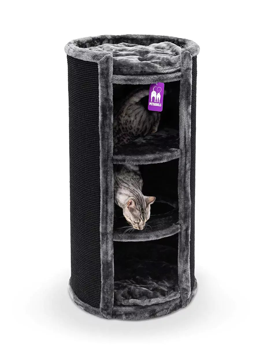 Grå Petrebels Superdome 100 kloretønne med sisalteppe, myke soveplasser og to katter.