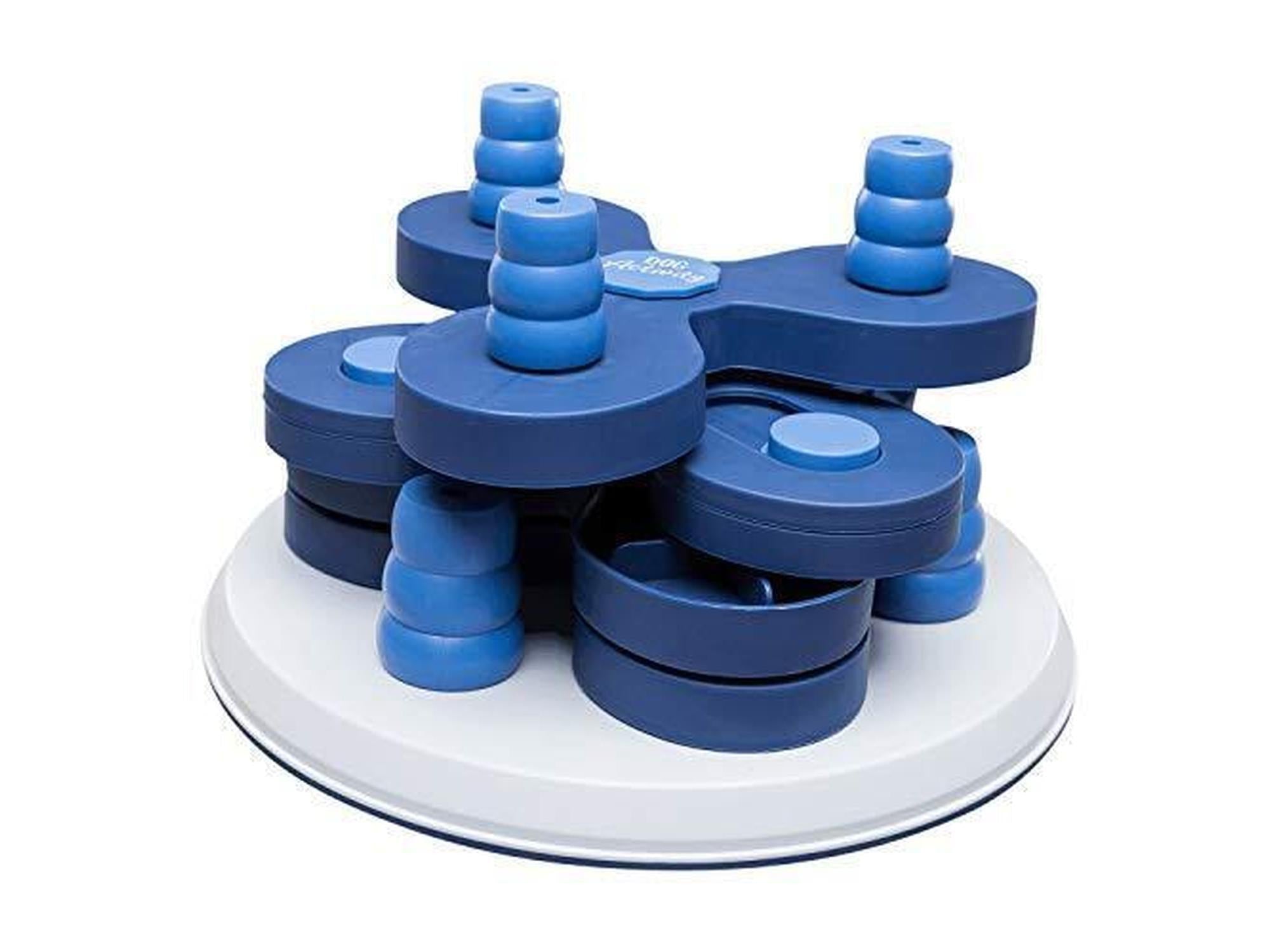 Blå Trixie Dog Activity Flower Tower nivå 3 strategileketøy i plast med kegler og skyvelokk.