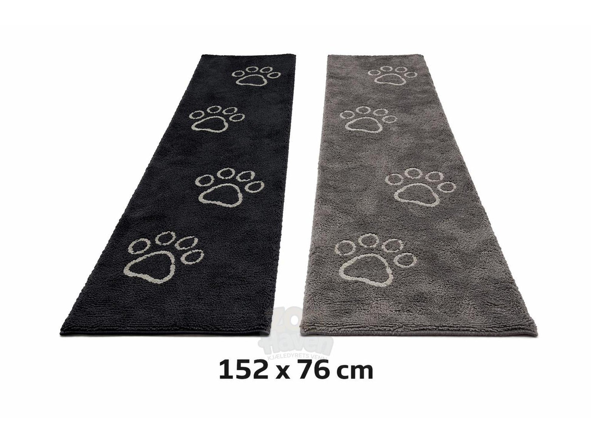 XL Dog Gone Smart Dirty Dog Doormat i svart og grå med hvite potetrykk, 152x76cm.