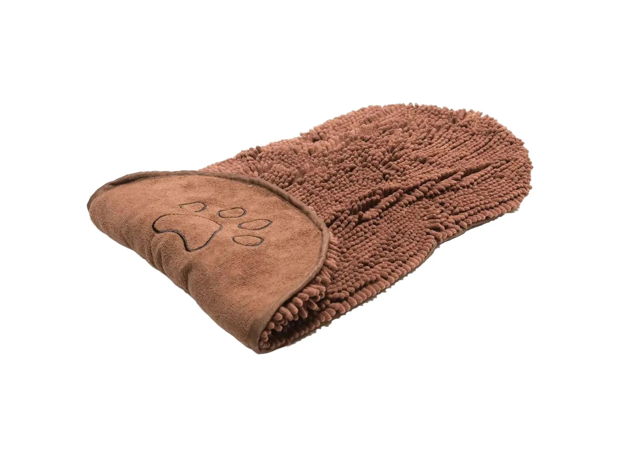 Brun Dirty Dog Shammy mikrofiberhåndkle til hund med poteavtrykk og håndlommer.