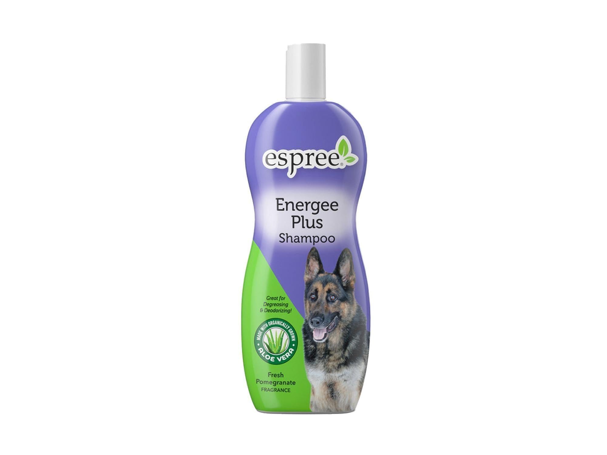 Espree Energee Plus hundesjampo i en lilla og grønn flaske med bilde av en schæferhund.