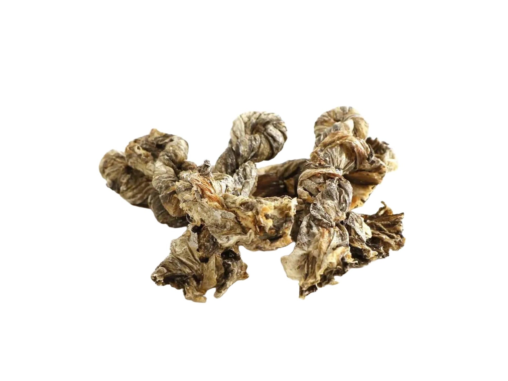 Fish4Dogs Dental Sea Jerky Fish Twists: naturlige, vridde tyggegodbiter av fiskeskinn i lysebrune nyanser.