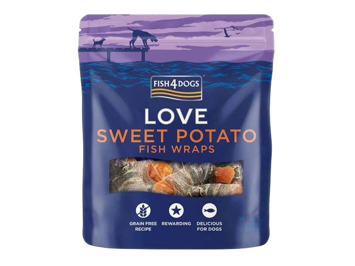 Fish4Dogs Sweet Potato Fish Wraps 100g pose med lilla og blå design, hundegodbiter med søtpotet og fiskeskinn.