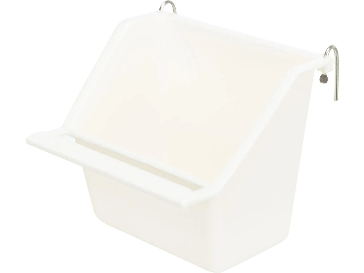 Hvit, skrå plastkopp for fuglebur med metallkroker, 130 ml, 8x7 cm.