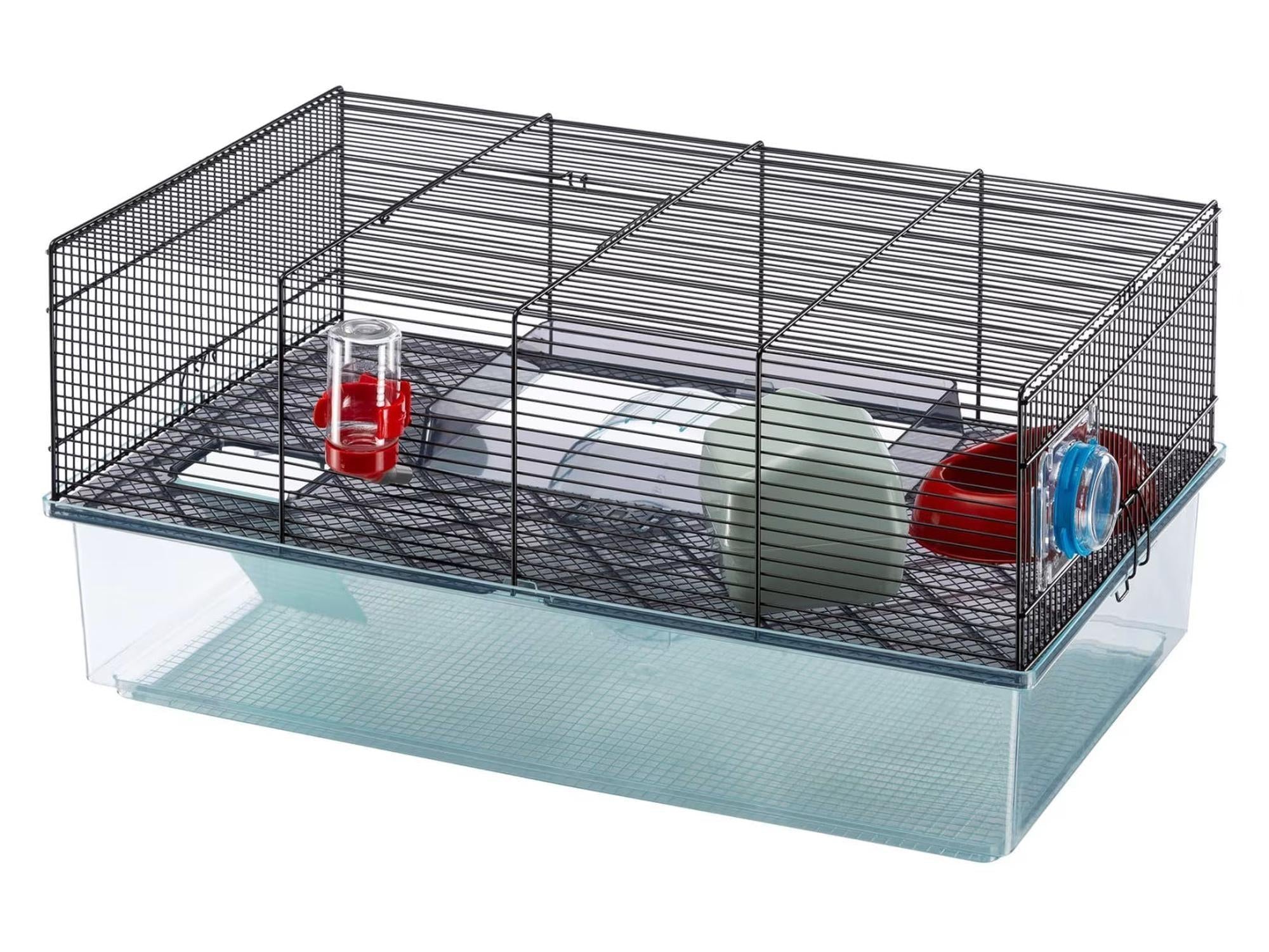 Favola M hamsterbur med svart metallgitter, høy transparent plastikkbunn, rød vannflaske og matskål.