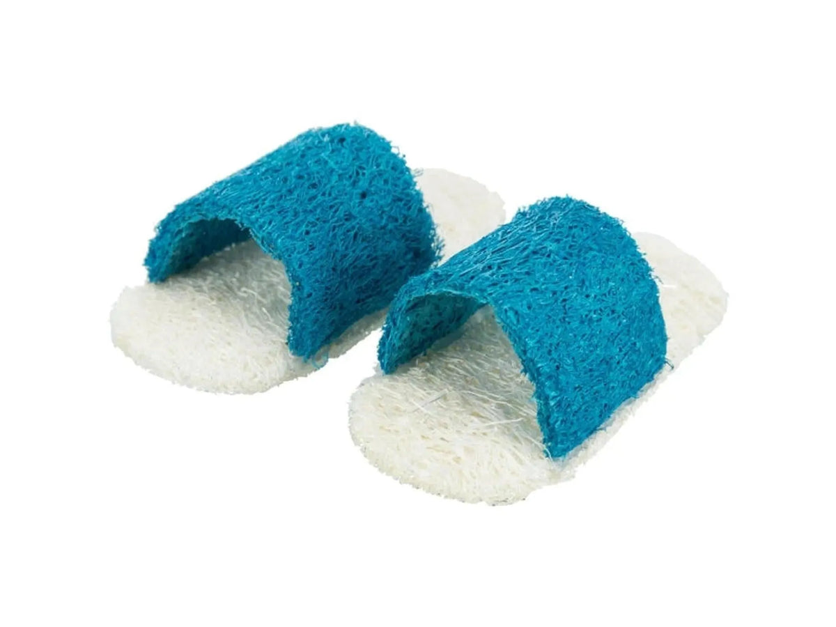 To blå og hvite loofa sandalformede tyggeleker for gnagere, ca. 8 cm.