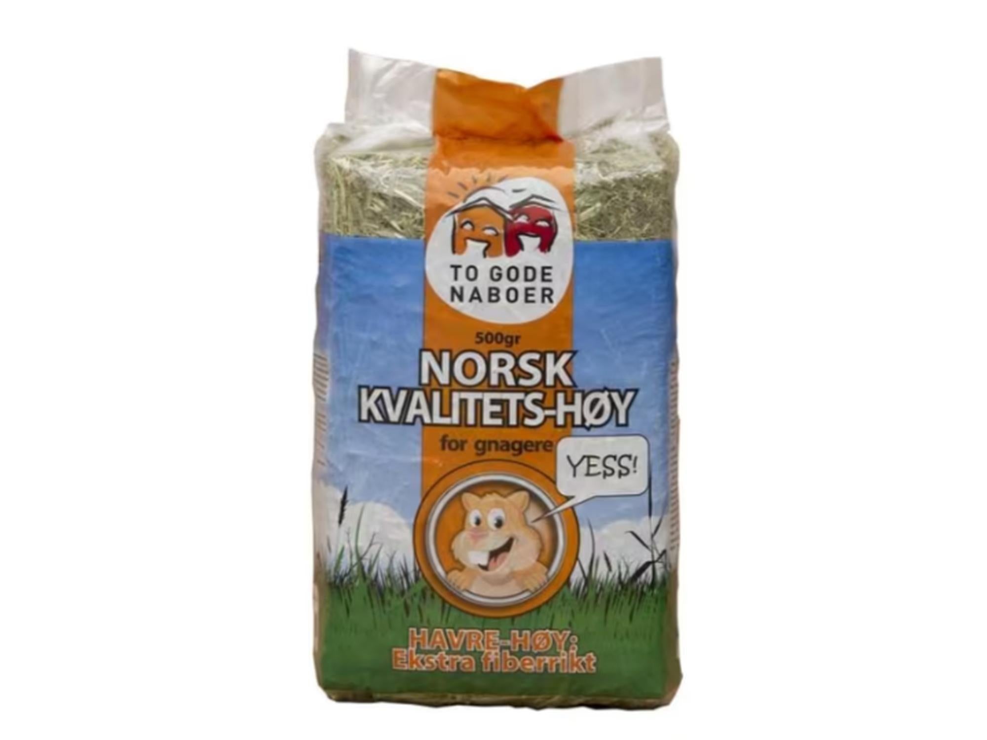 Grønn 500g pose med To Gode Naboer havrehøy for gnagere, med et bilde av en hamster.