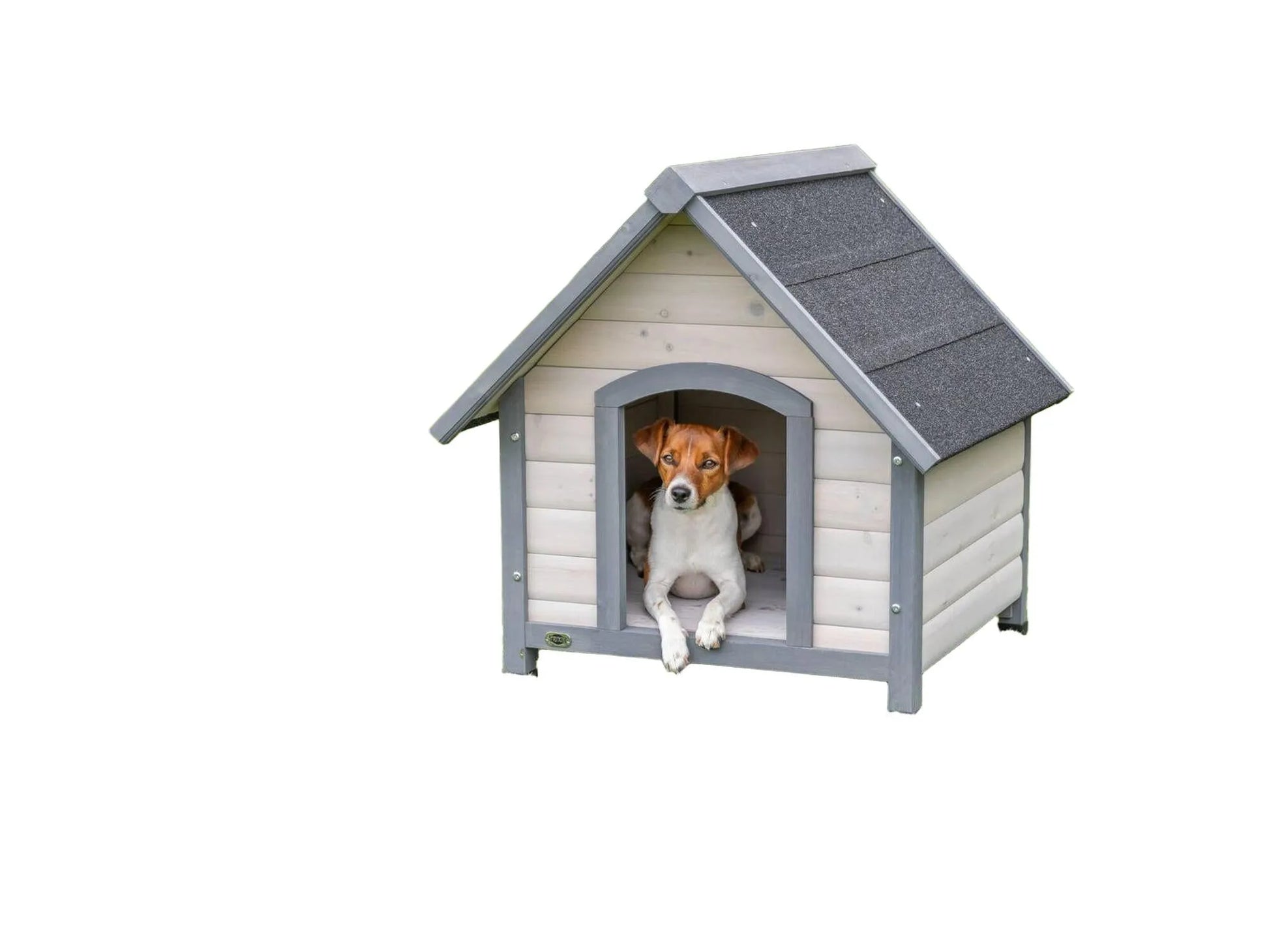 Klassisk Trixie Cottage hundehus i lyst tre med grått tak og en Jack Russell-hund.