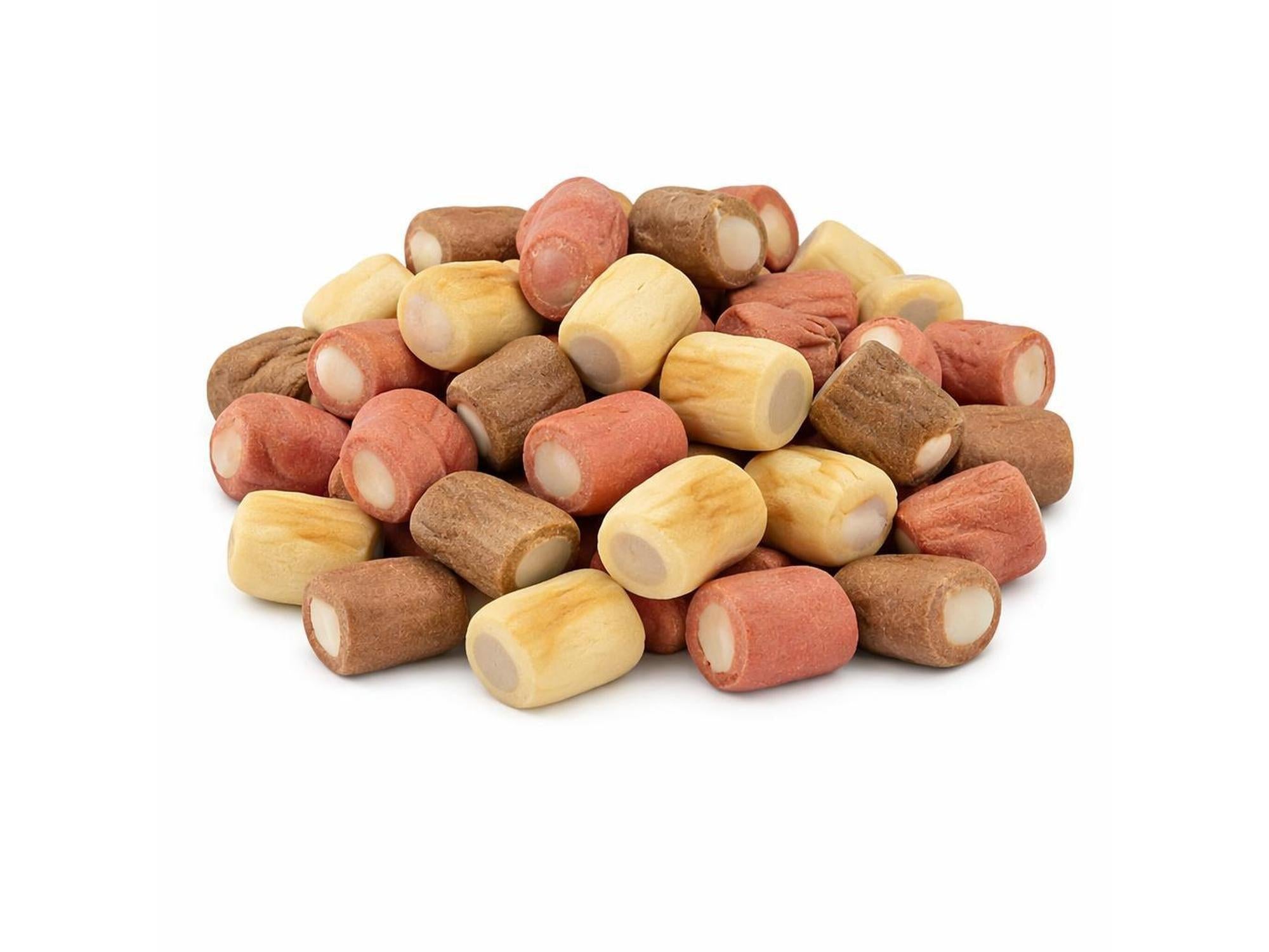 Hundekjeks med farget marv, ca. 2,5 cm, i nyanser av brun, beige og rød.