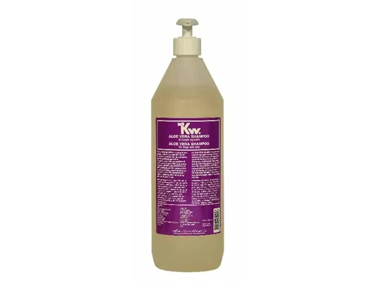 KW Aloe Vera sjampo 1000 ml i gjennomsiktig flaske med lilla etikett og hvit pumpe.