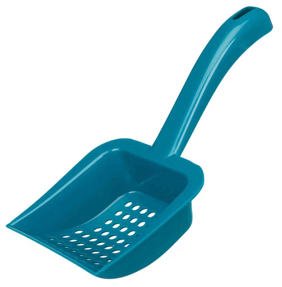 Turkisblå kattespade i plast med fine hull, designet for katteperler og granulat.