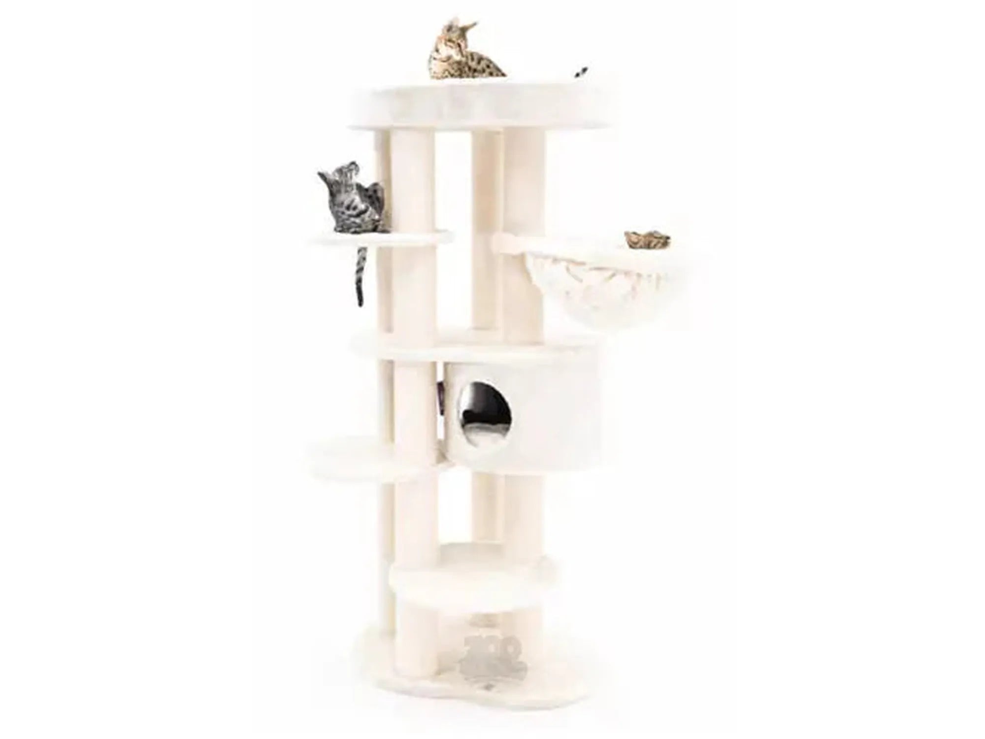 Cream Kings & Queens Isabella 170 XXL cat tree with multiple levels, sisal scratching posts, hammock, and cats.
