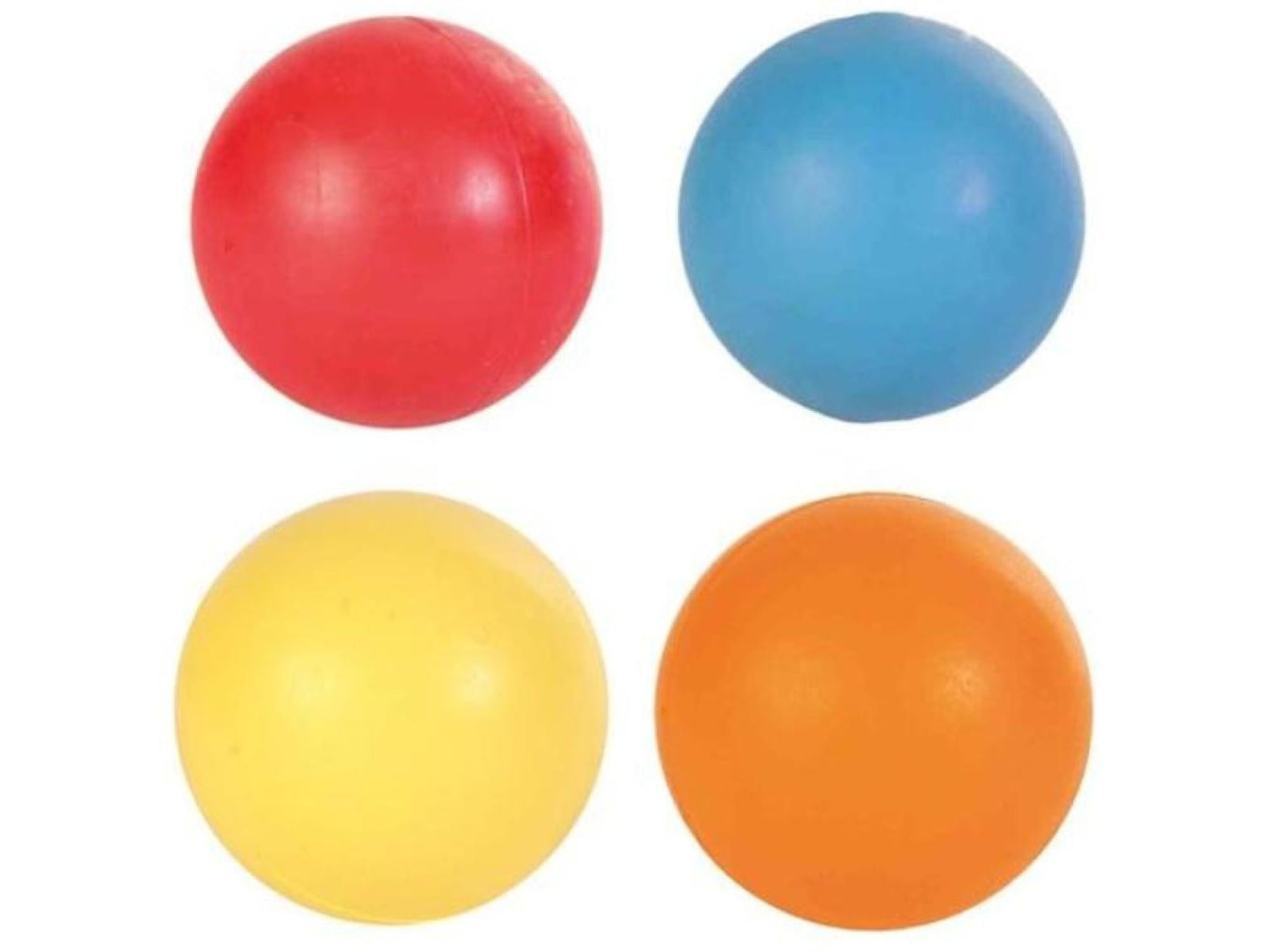Fire massive gummiballer i rød, blå, gul og oransje, 6,5 cm, for hundelek.
