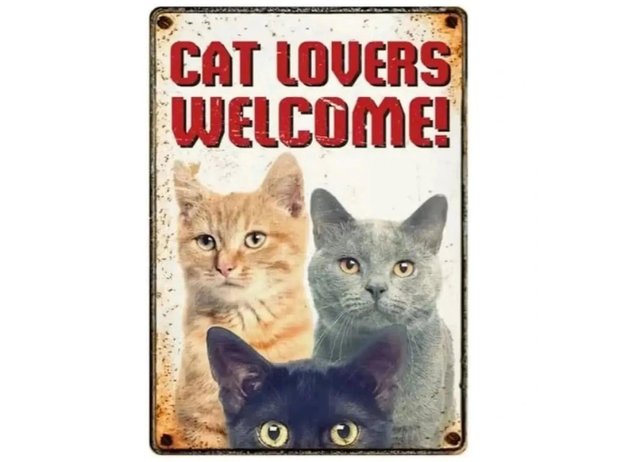 Metallskilt "Cat Lovers Welcome" med tre katter, vintage stil, 21x14,8cm.