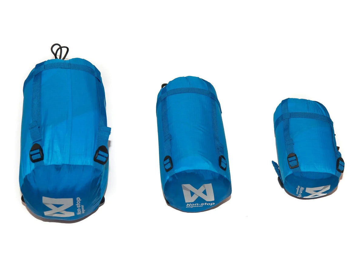 Non-stop dogwear Ly sleeping bag sovepose – Blå