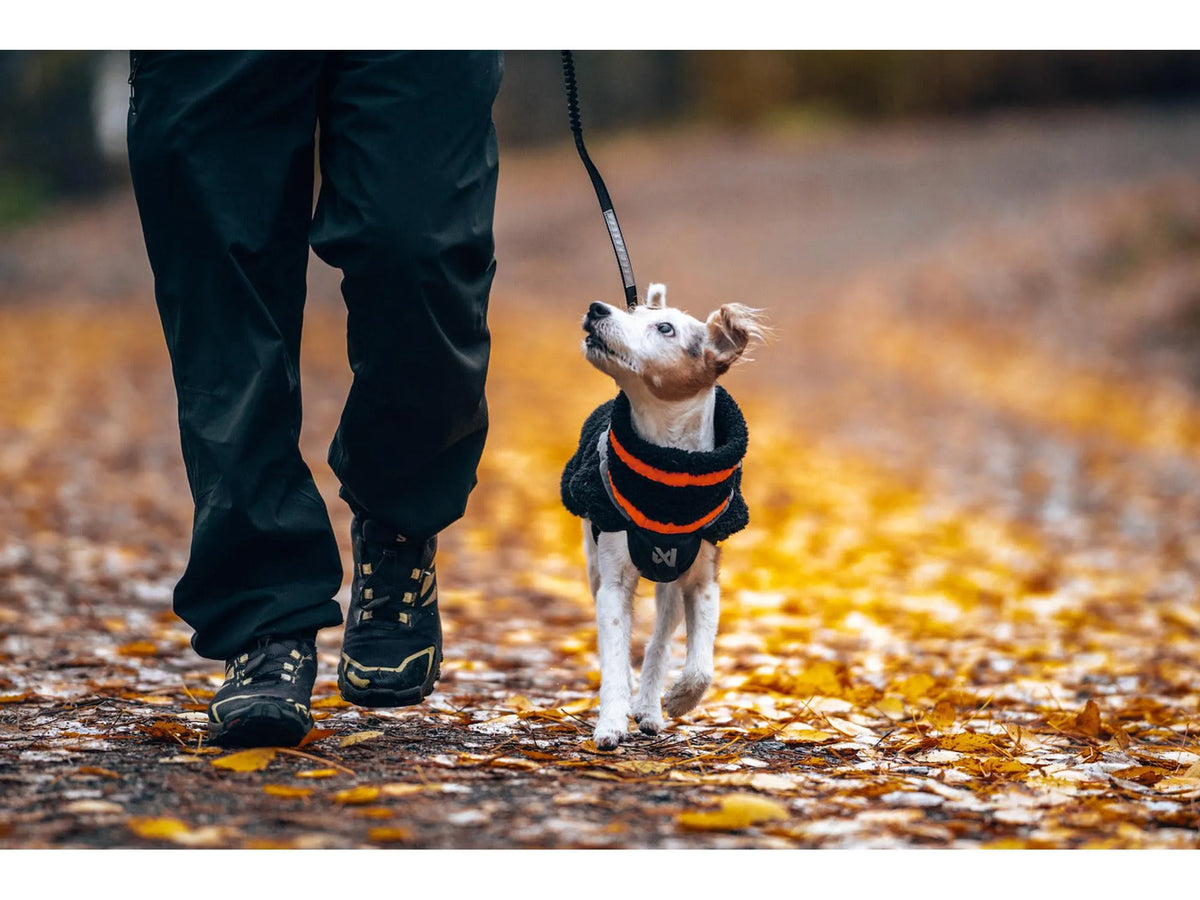 Non-stop dogwear Trekking fleece jacket fleecejakke – Svart/oransje