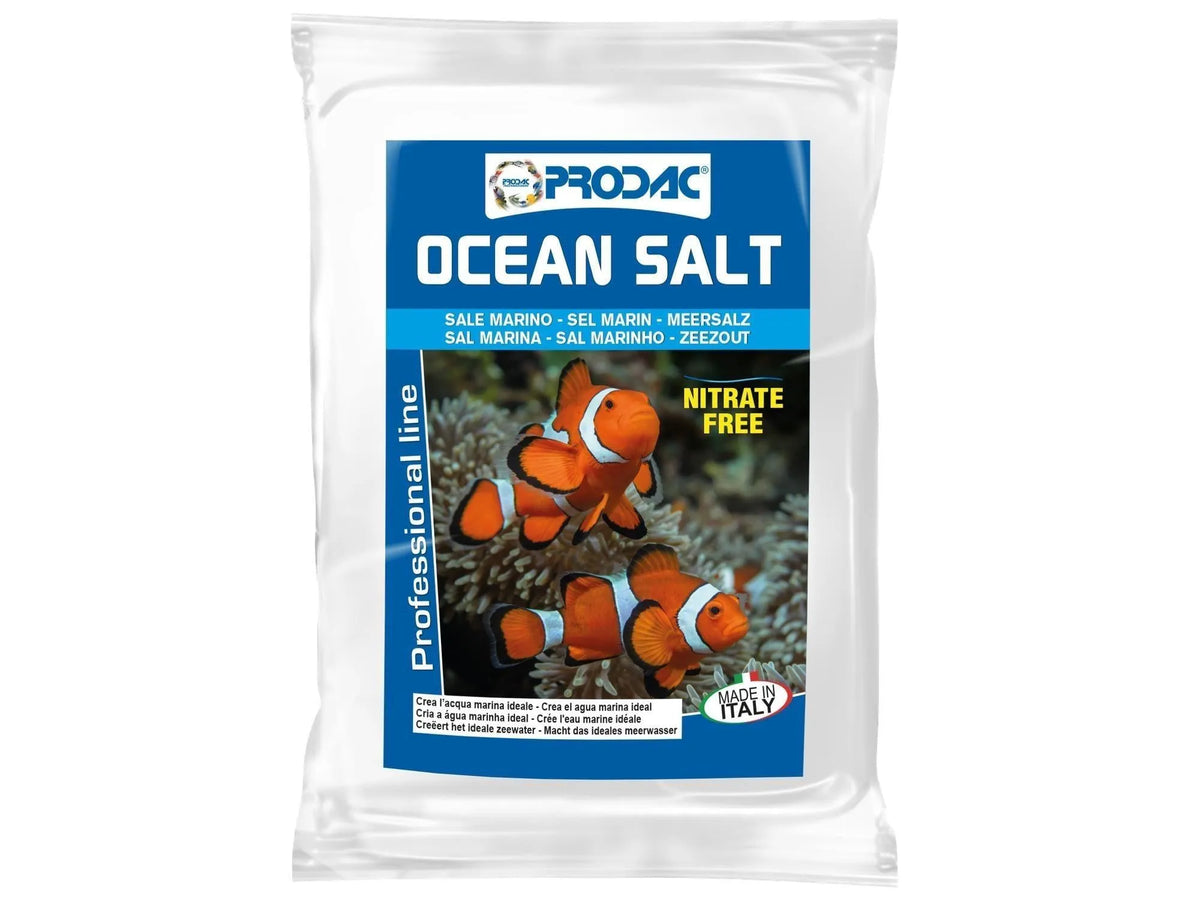 Prodac Ocean Salt 4kg-30kg pose med blå etikett, to klovnefisk og "Nitrate Free" merke.