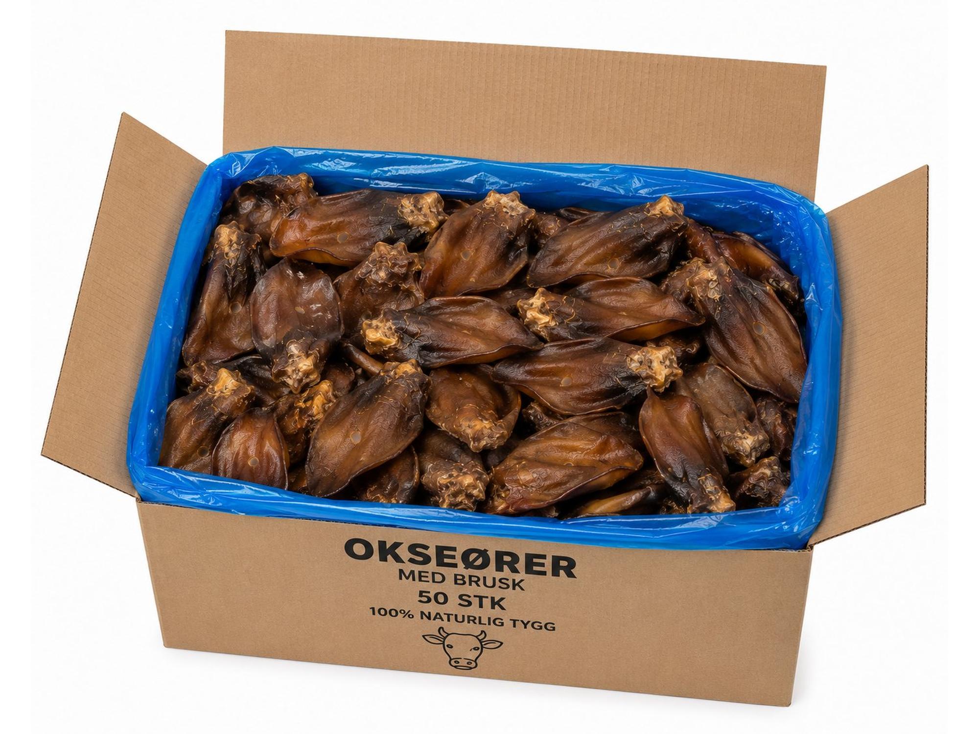 Stor eske med 50 naturlige, tørkede okseører med brusk til hund, pakket i blå plastpose i pappeske.
