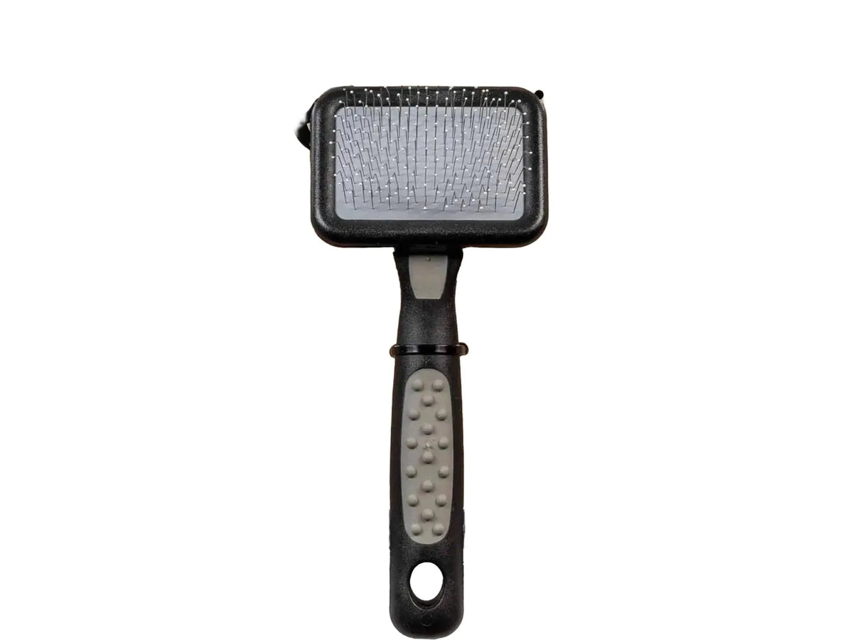 Ozami Soft Brush med plasttupper, en svart og grå pelsbørste for hund og katt.