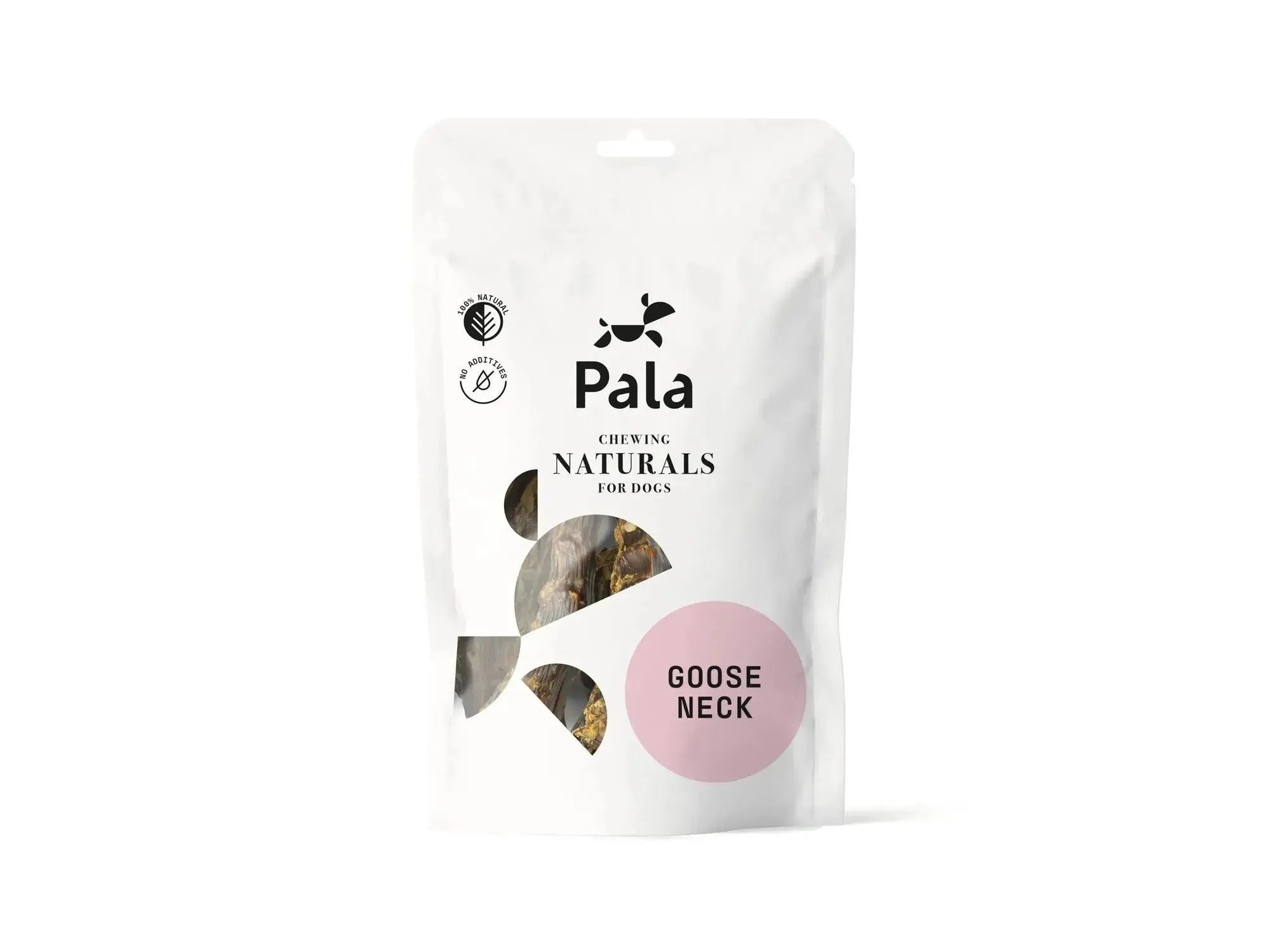 Hvit pose Pala Chewing Naturals Goose Neck hundetygg, med glimt av mørke, lufttørkede gåsehalsbiter.