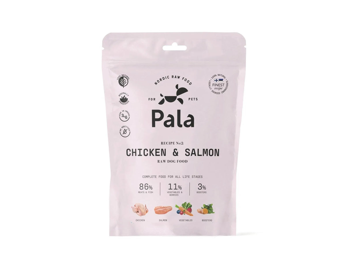 Hvit Pala hundematpose med kylling & laks, Recipe No2, viser ingredienser og nordisk design.