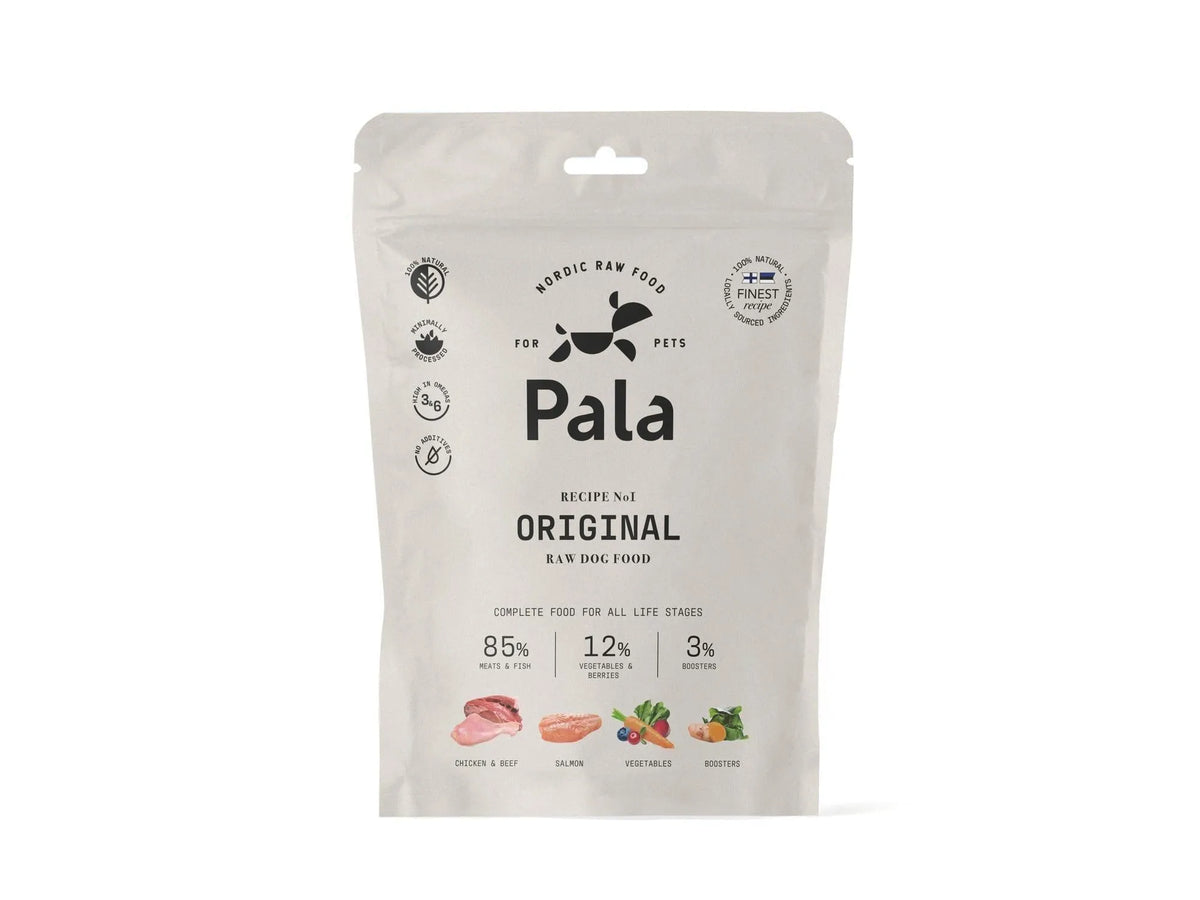 Pala Original råfôr for hund, hvit pose med kylling, storfe og laks ingredienser.
