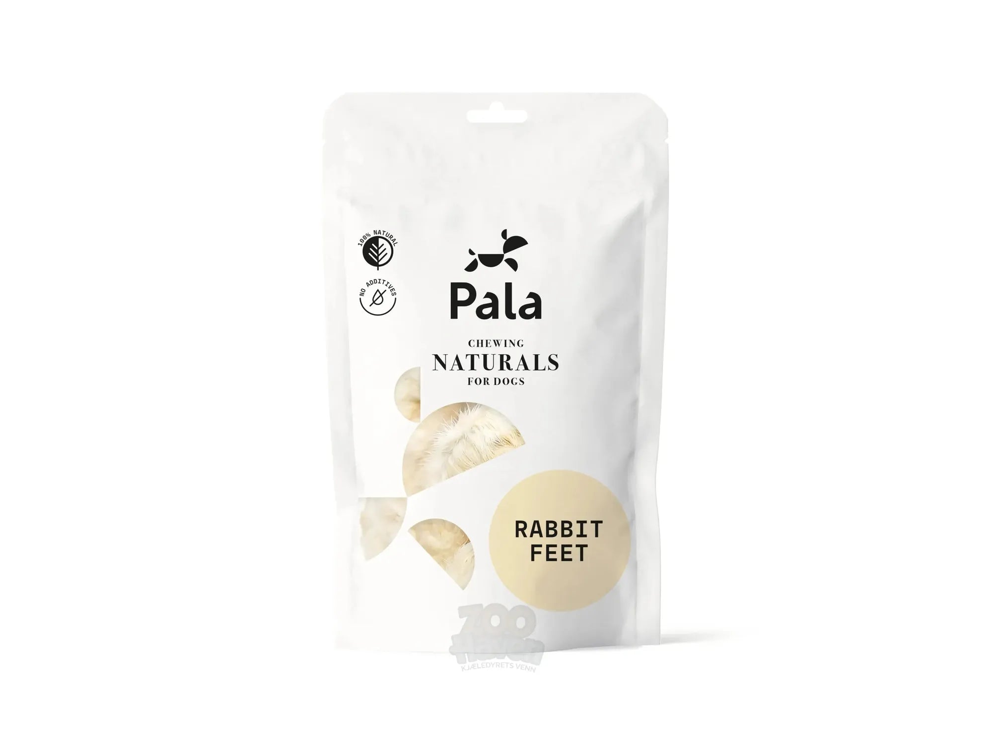 Hvit Pala Naturals pose med lufttørkede kaninføtter for hunder, med logo og produktnavn.