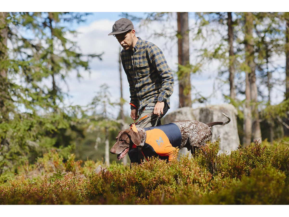 Non-stop dogwear Protector t-shirt hundetrøye – Svart/oransje