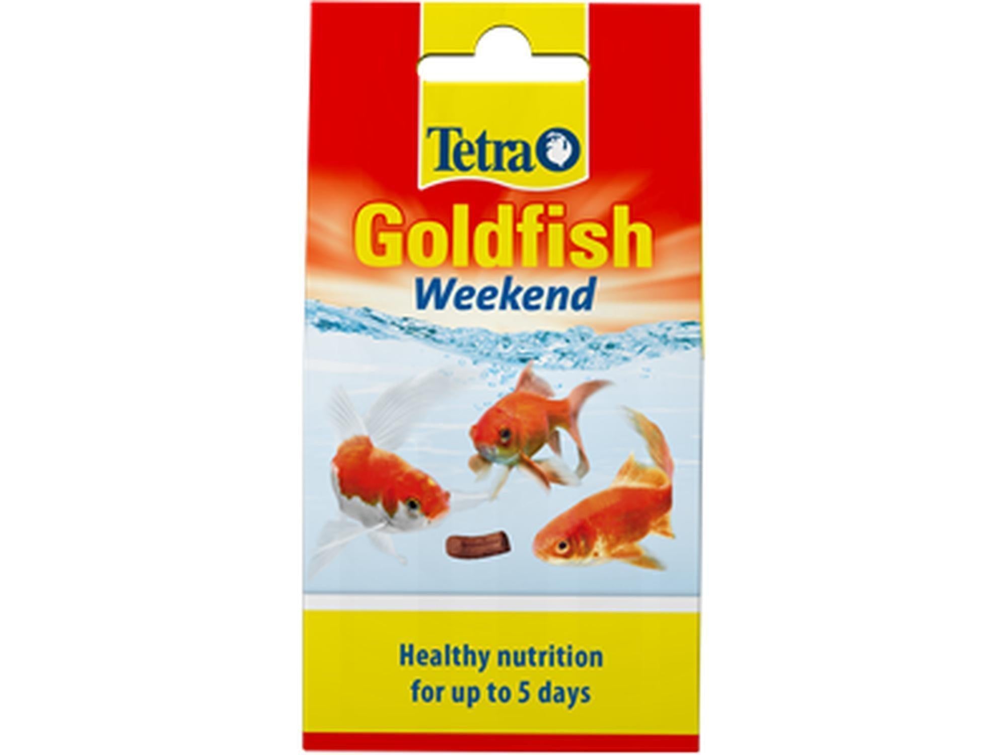 Tetra Goldfish Weekend fiskefôrpakke med tre gullfisker og fôrblokk.