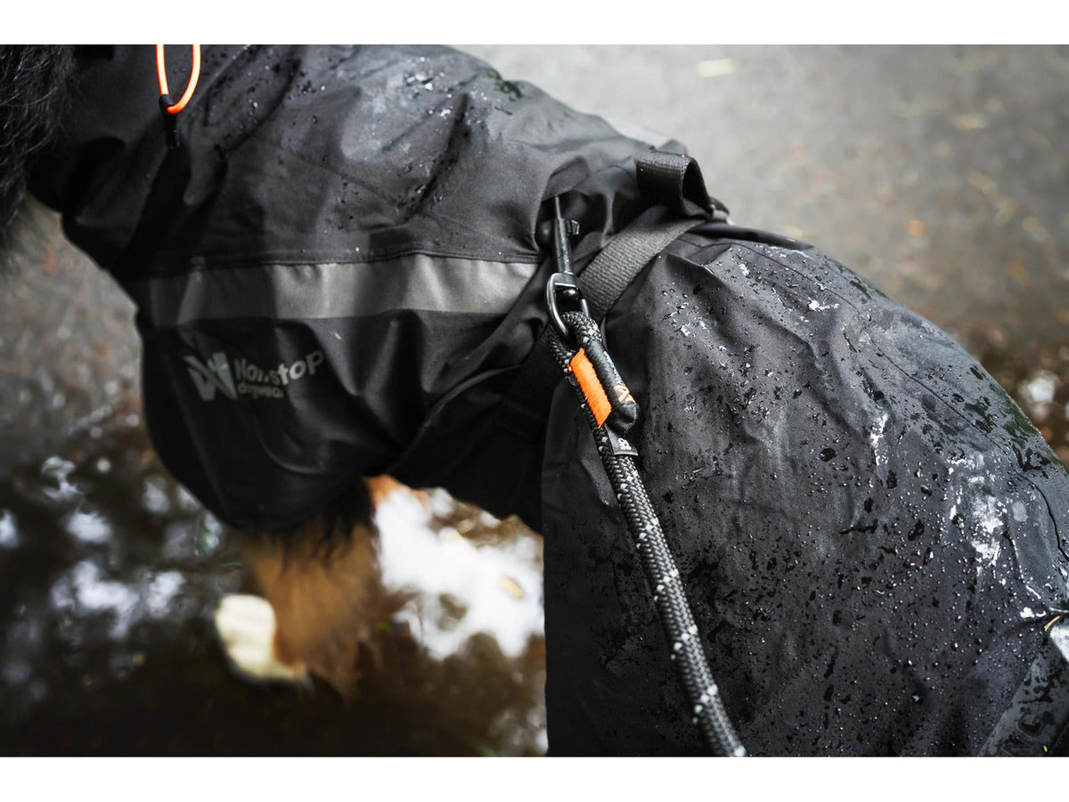 Non-stop dogwear Trekking raincoat regndekke – Svart