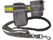 Grått Trine joggebelte med refleksdetaljer, to tasker, og elastisk line for handsfree hundeturer.