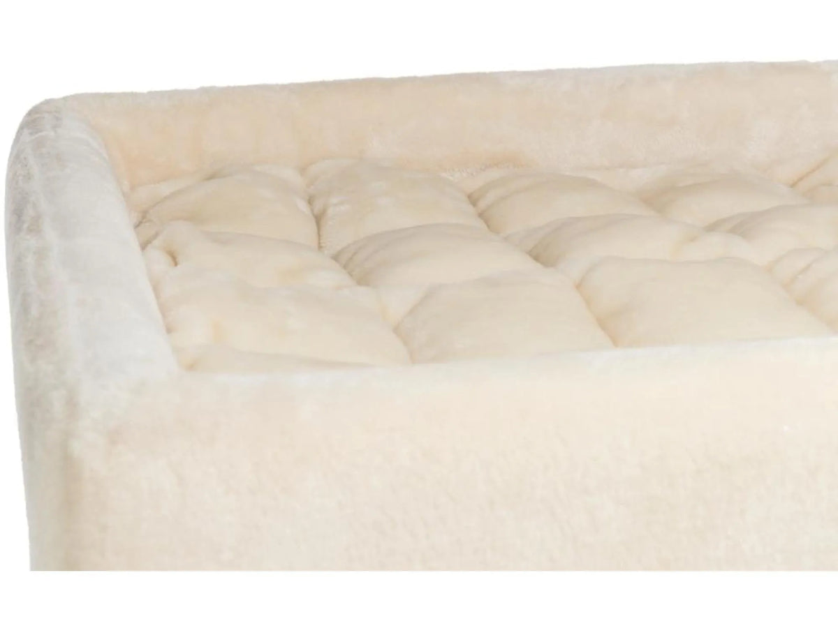 Beige, myk, polstret kattehule med Zoo Haven-logo, del av et stort klorestativ.