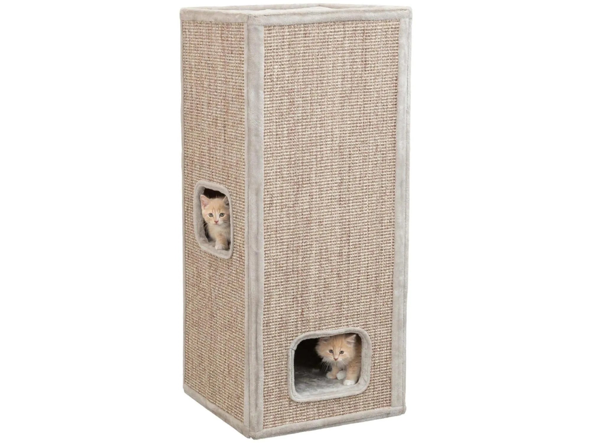 Trixie Juno kattetårn i beige sisal og plysj med to kattunger som titter ut av huler.