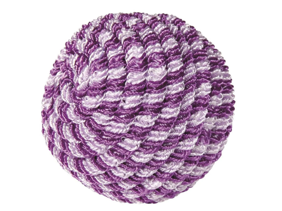 Lilla og hvit Trixie Spiralball i garn, 4,5 cm, med spiralstruktur for katteleke.