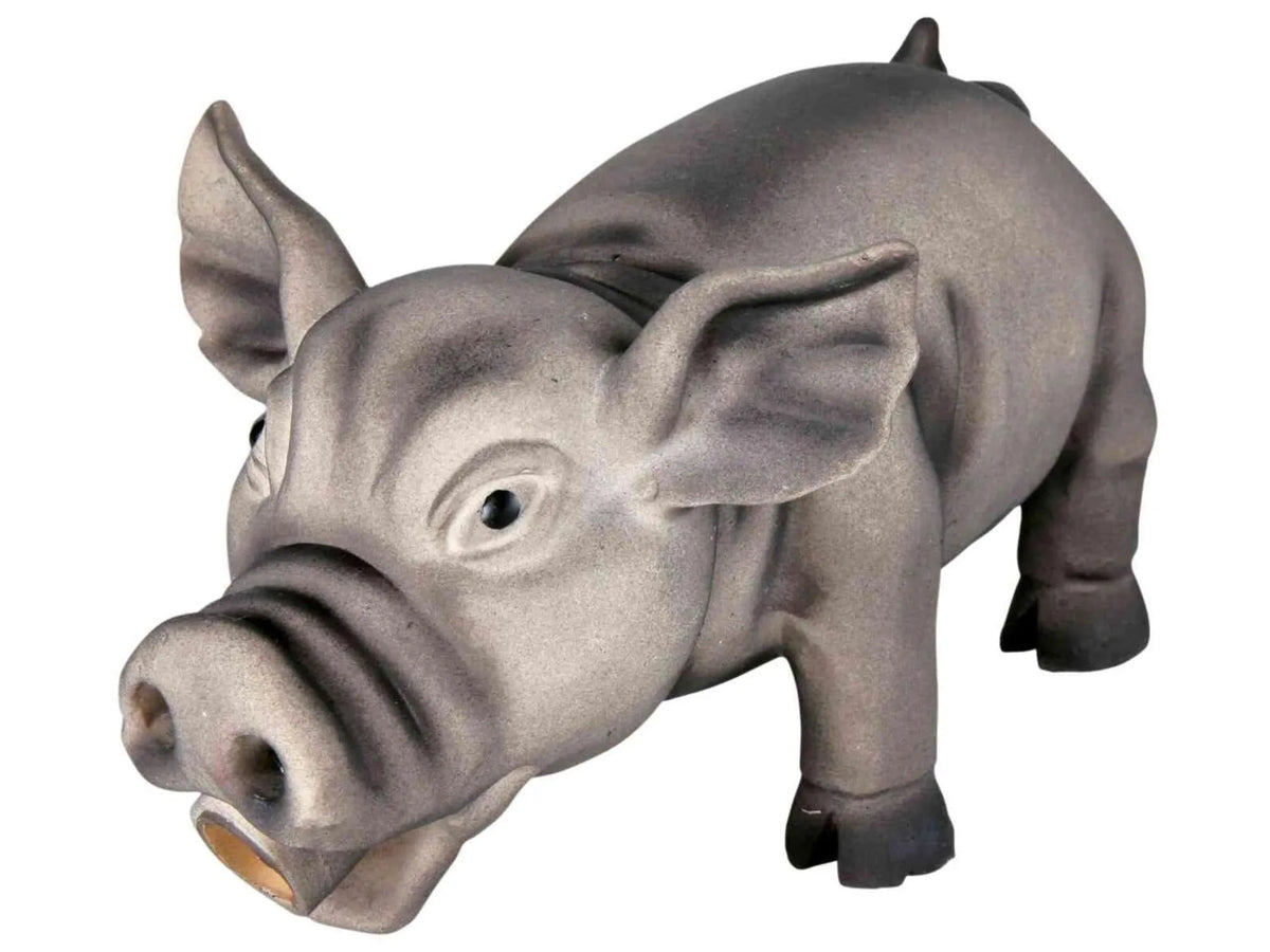 Grå latex gris hundeleke, 23 cm, med original lyd og detaljert design.