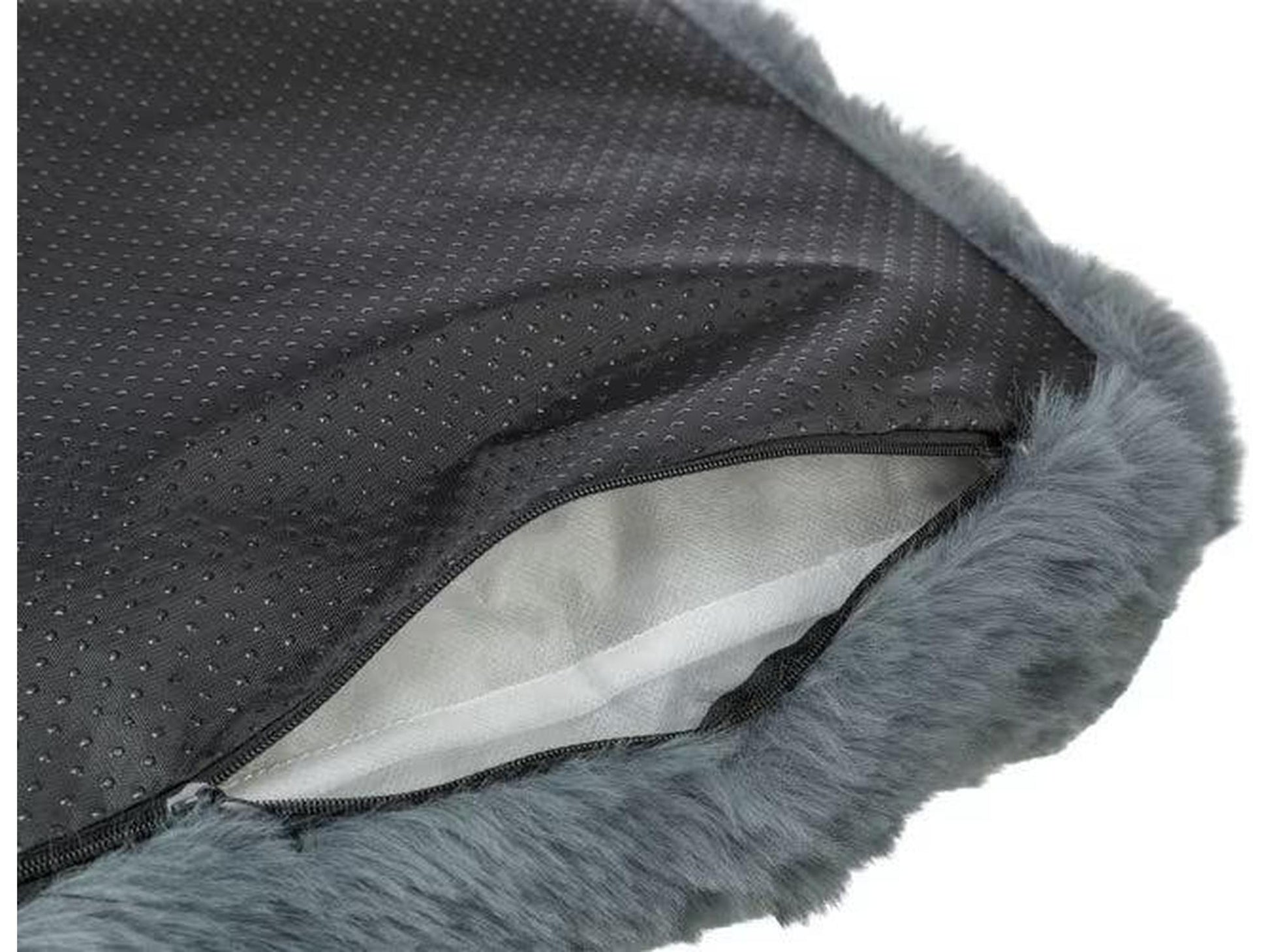 Grå Trixie Leo SOFT hundeseng i myk plysj med glidelås og sklisikker bunn.