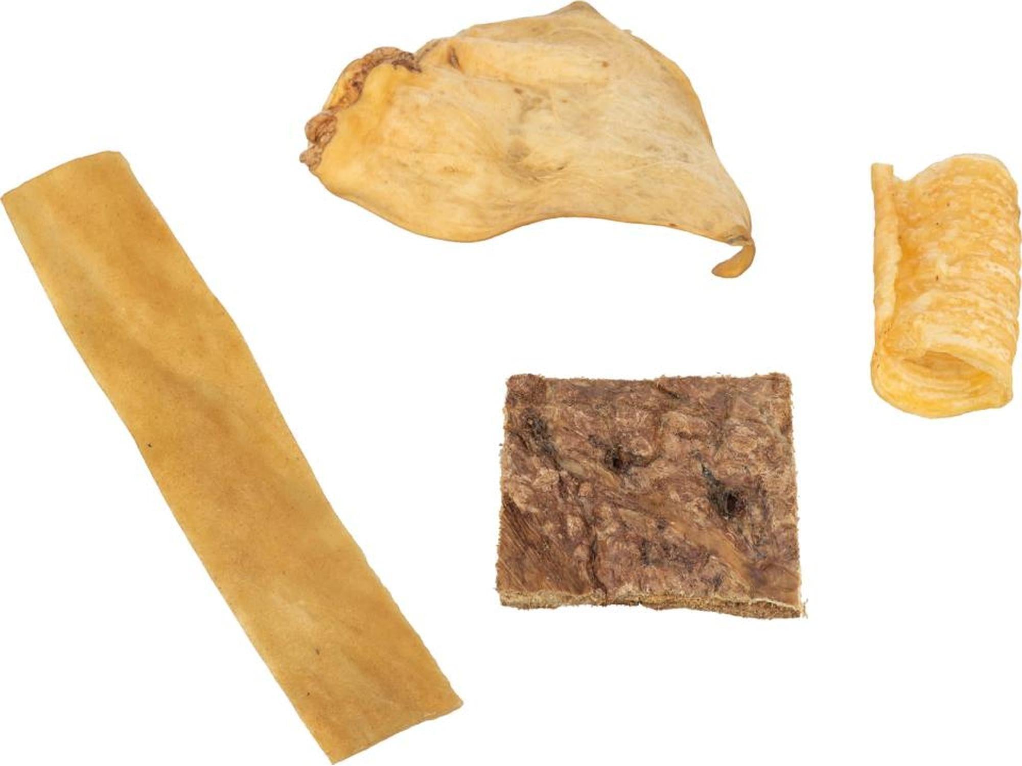 Variert Trixie naturlig tørket bøffelmix hundesnacks: hud, øre, lunge og luftrør i lysebrune nyanser.