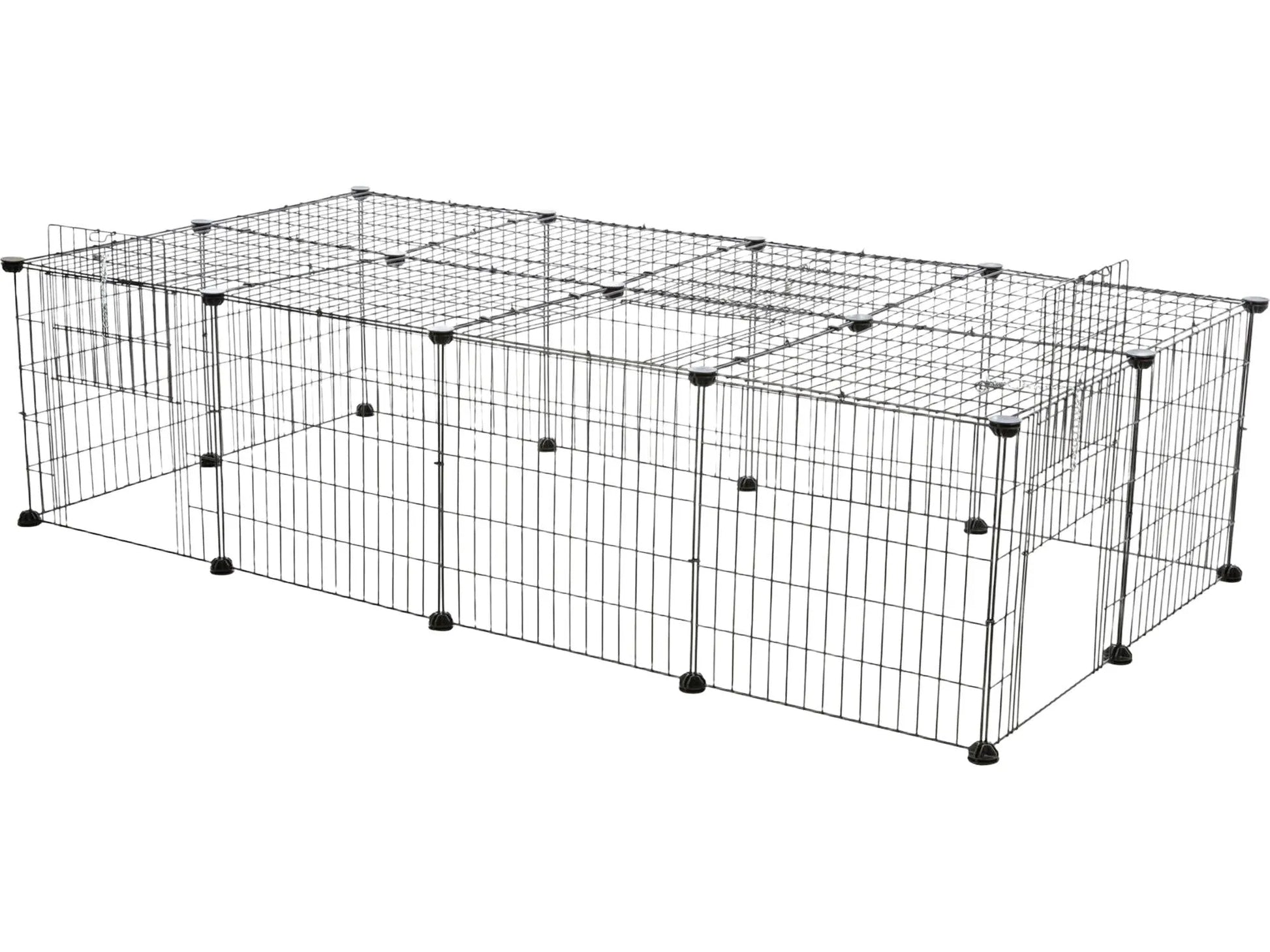 Svart metall luftegård for kanin/marsvin med tak, 152x38x72 cm, med dør for tilkobling til bur.